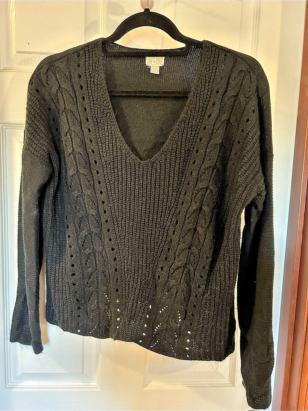 Converse Cable Knit V-Neck Sweater XL